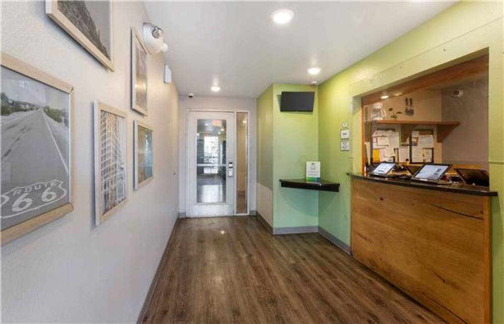 EXTENDED STAY AMERICA SELECT 5