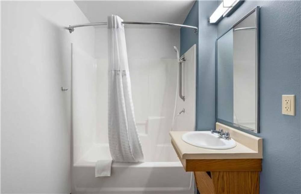 EXTENDED STAY AMERICA SELECT 10