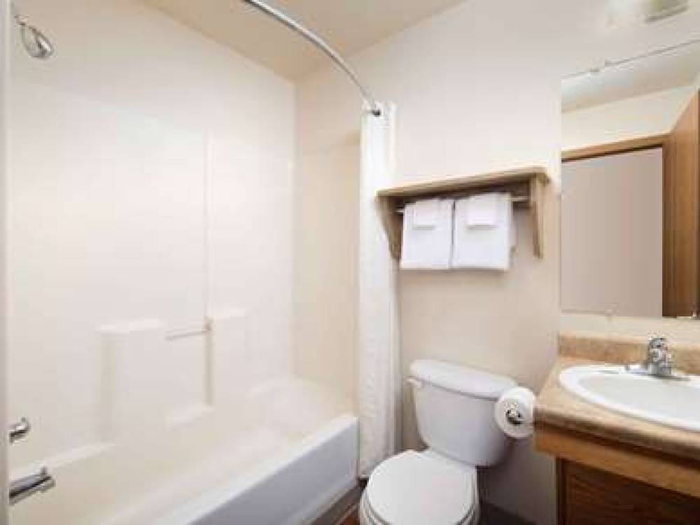 EXTENDED STAY AMERICA SELECT 7