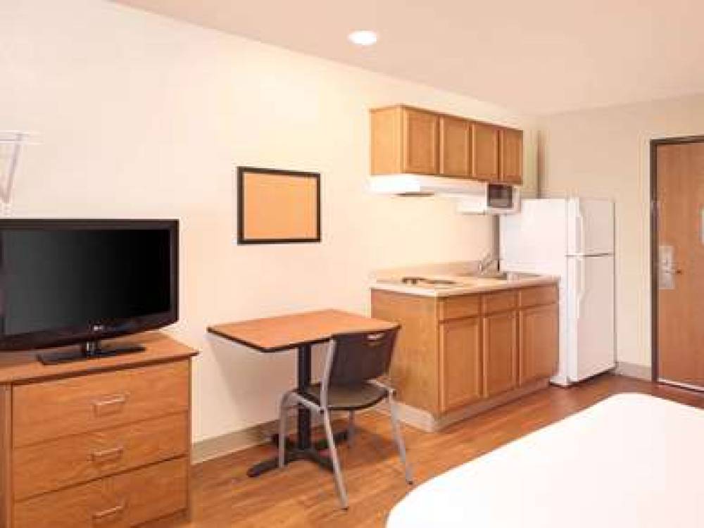 EXTENDED STAY AMERICA SELECT 5