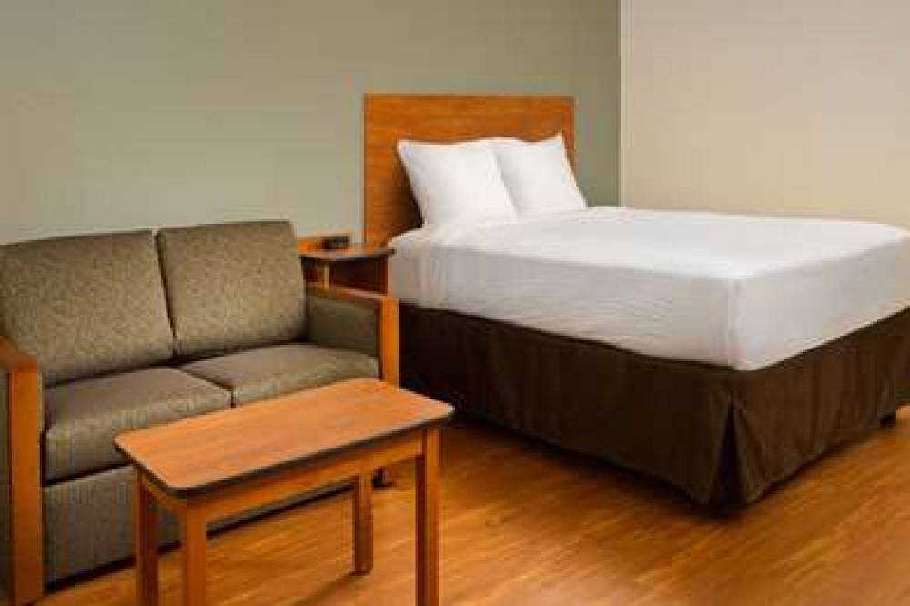 EXTENDED STAY AMERICA SELECT 7