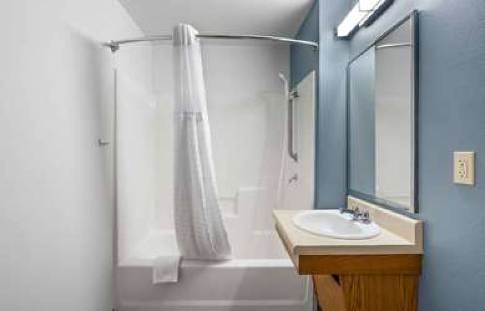 EXTENDED STAY AMERICA SELECT 9