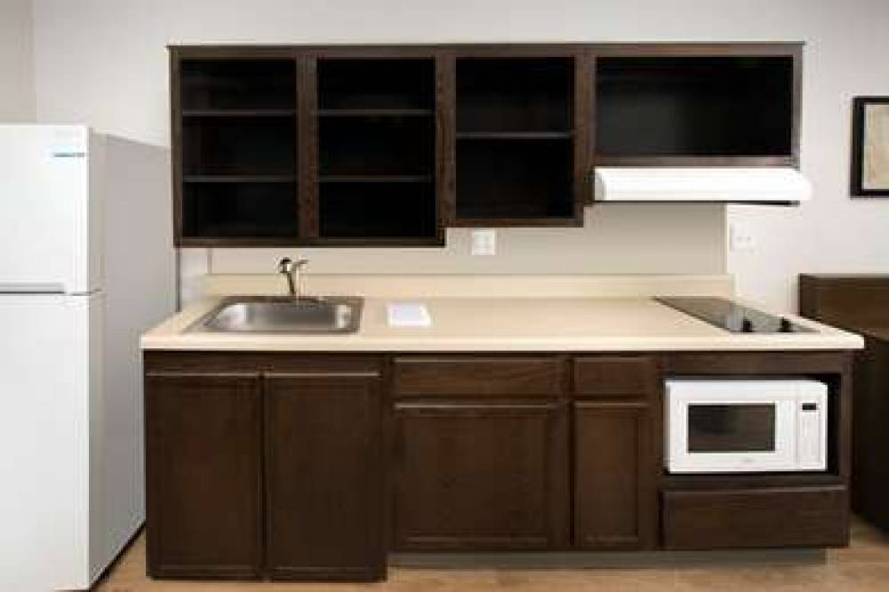 EXTENDED STAY AMERICA SUITES 10