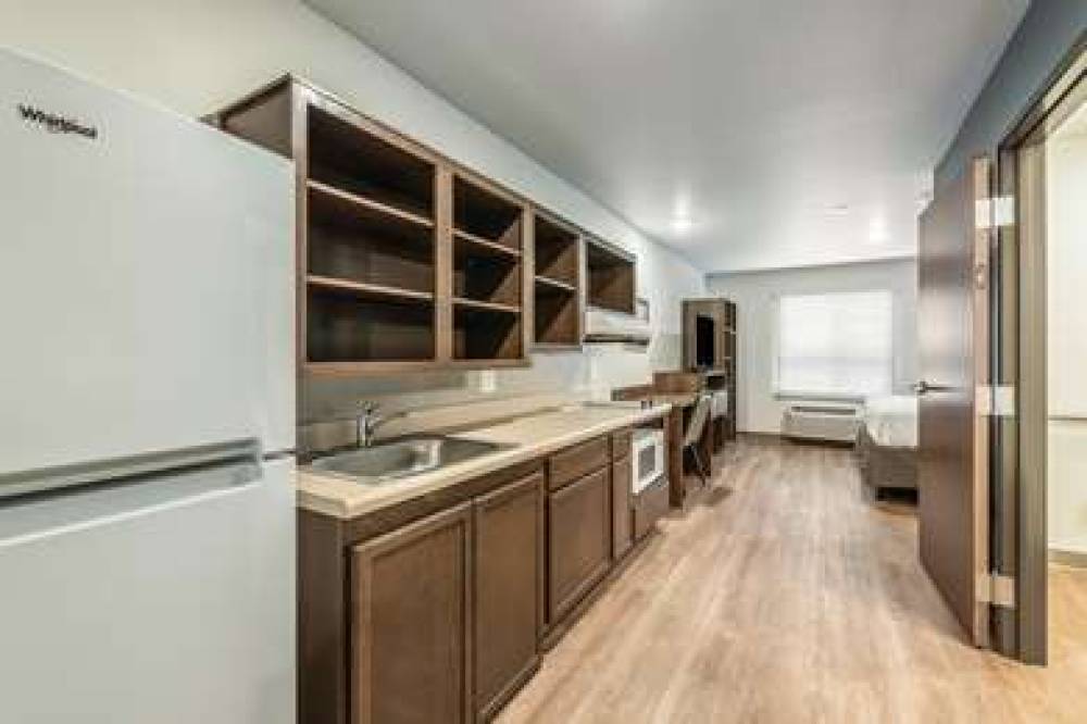 EXTENDED STAY AMERICA SUITES 4