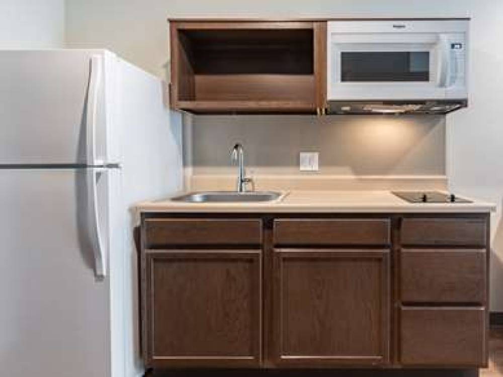 EXTENDED STAY AMERICA SUITES 10