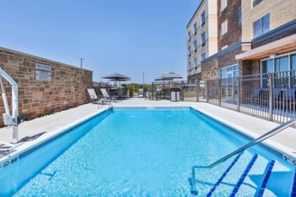 Fairfield By Marriott Inn And Suites Cincinnati Airport South-Florence 8