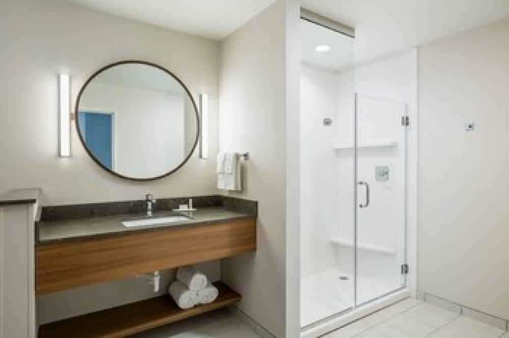 Fairfield By Marriott Inn And Suites Des Moines Downtown 9