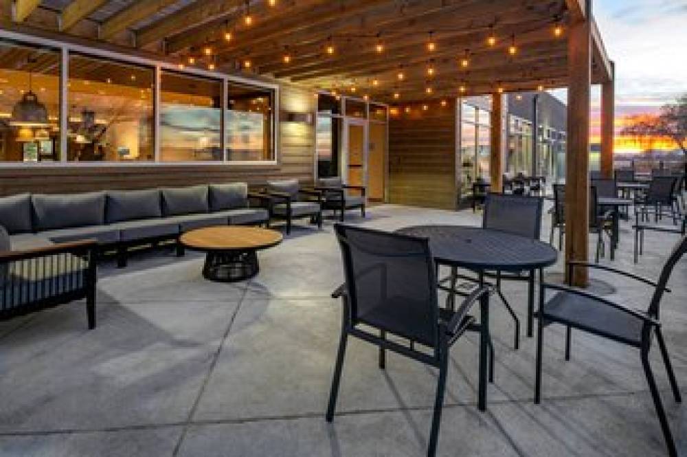 Fairfield By Marriott Inn And Suites Klamath Falls 9