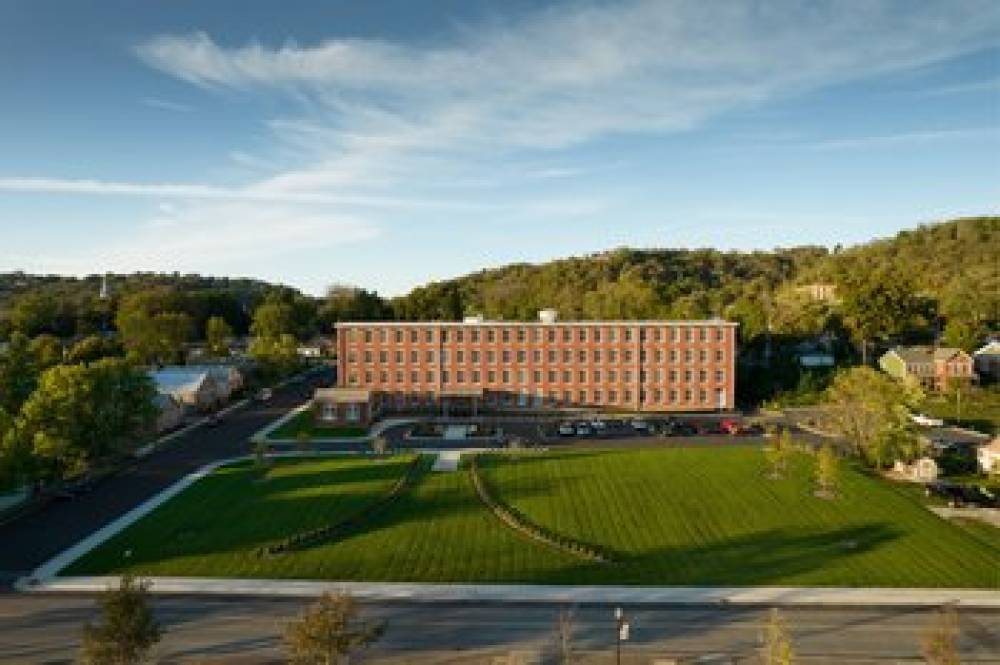 Fairfield By Marriott Inn And Suites Madison 2