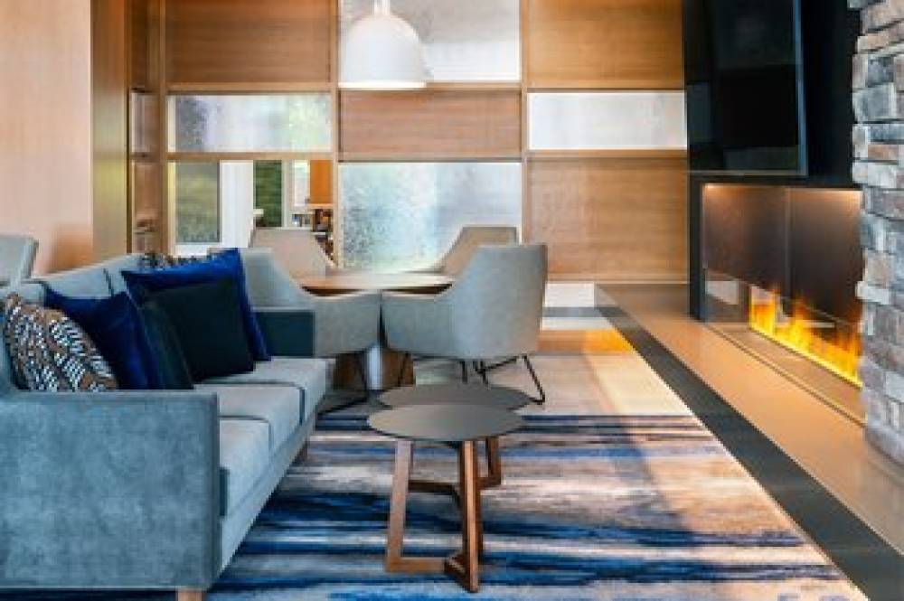 Fairfield By Marriott Inn And Suites North Bay 7