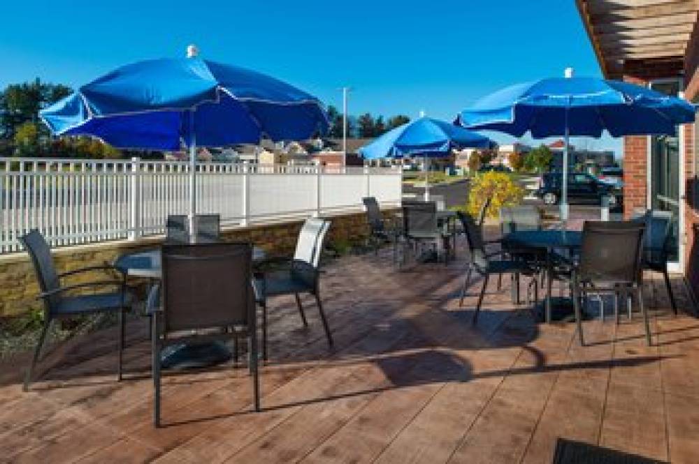 Fairfield Inn And Suites By Marriott Akron Stow