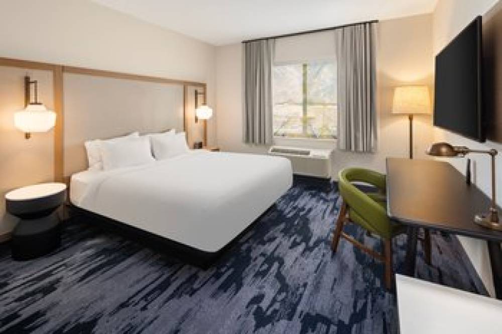 Fairfield Inn And Suites By Marriott Alexandria 7