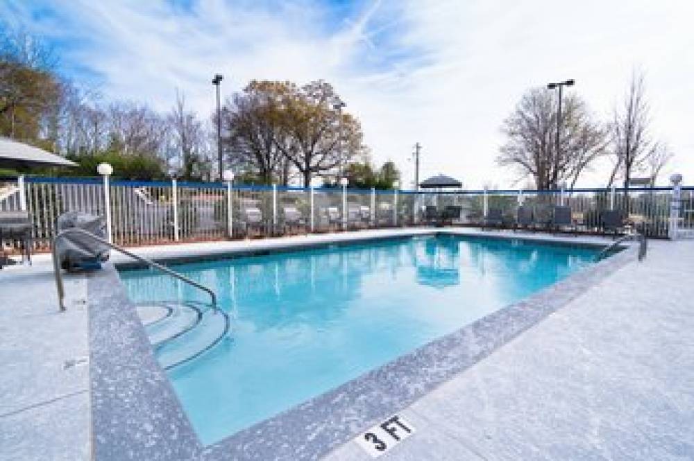 Fairfield Inn And Suites By Marriott Atlanta Airport North 1
