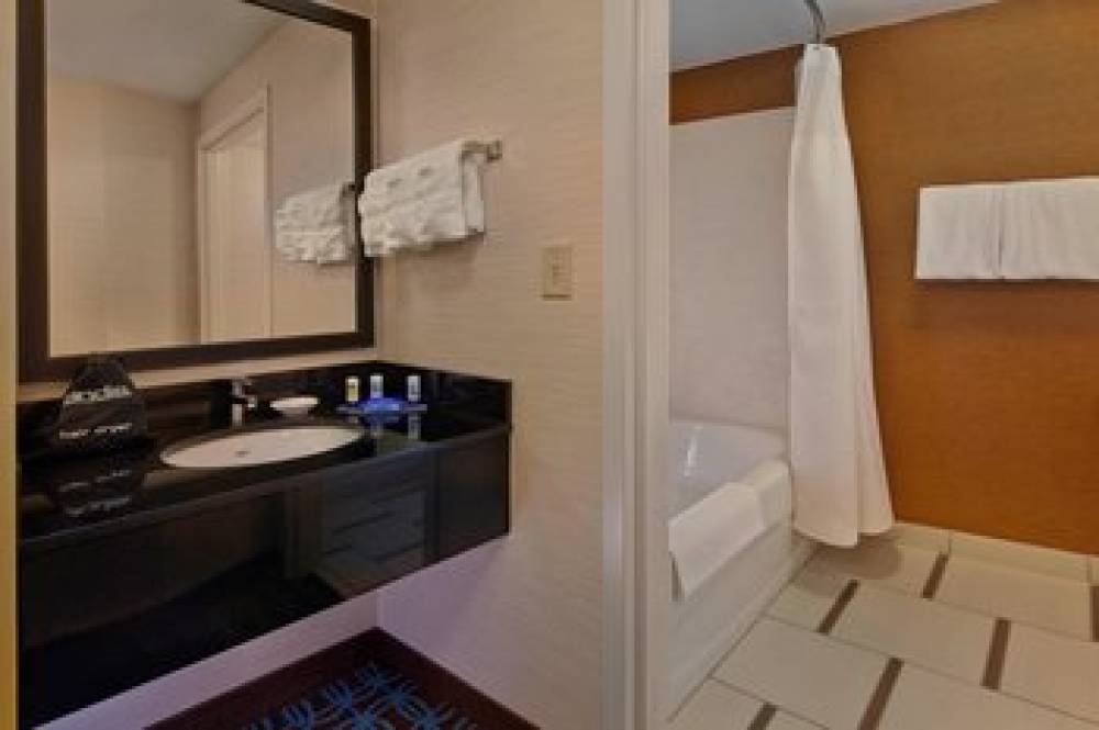 Fairfield Inn And Suites By Marriott Boca Raton 8