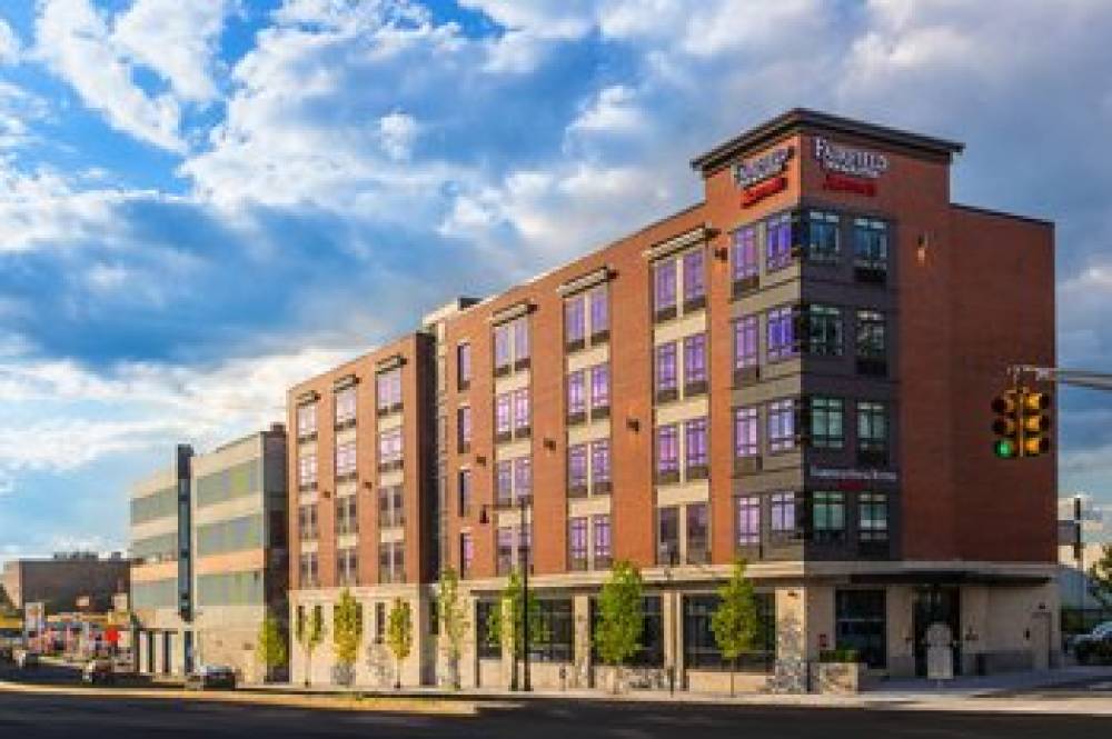 Fairfield Inn And Suites By Marriott Boston Cambridge 1