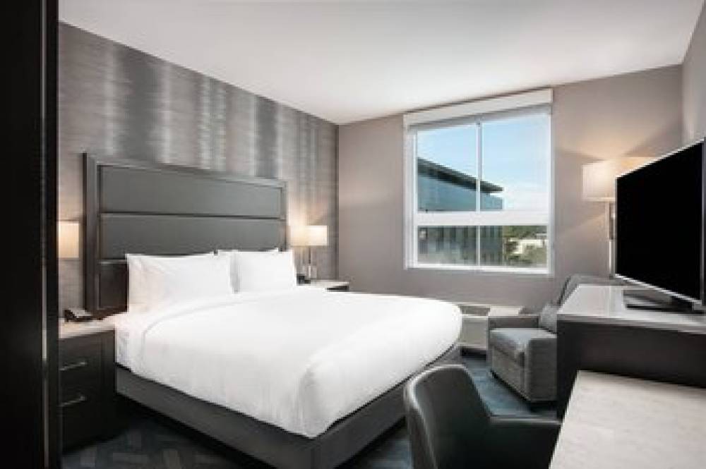 Fairfield Inn And Suites By Marriott Boston Waltham 8