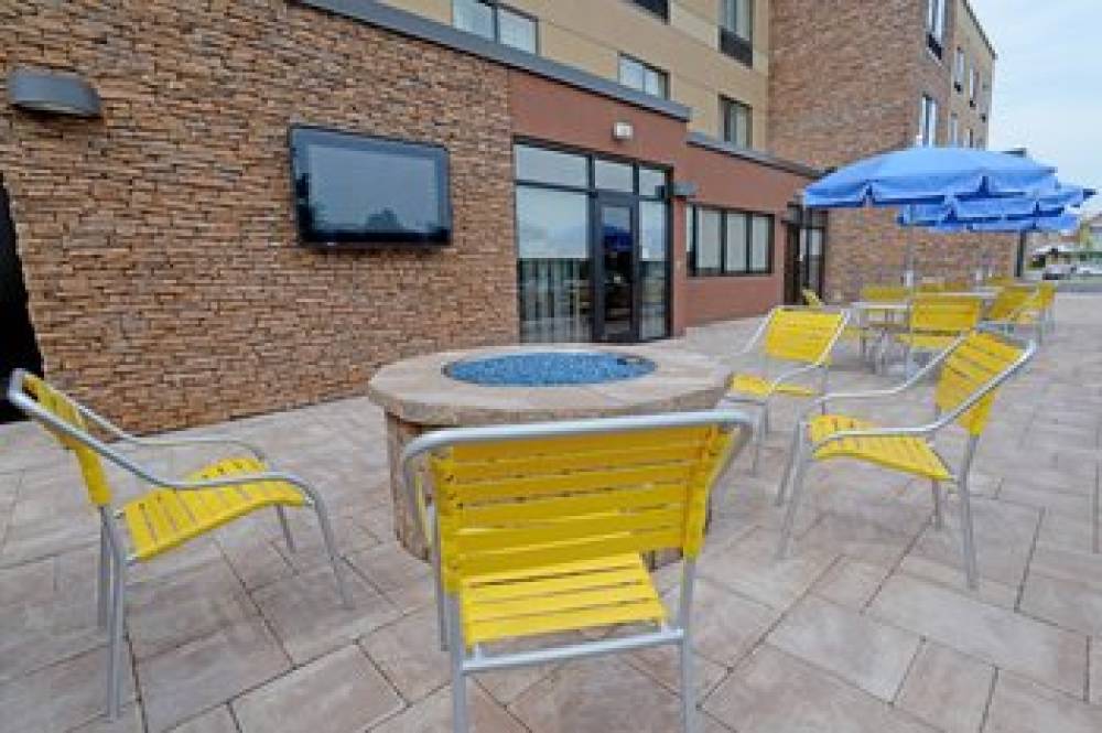Fairfield Inn And Suites By Marriott Bowling Green 4