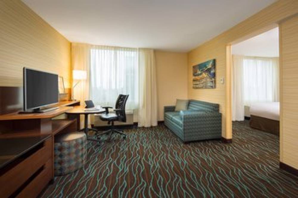 Fairfield Inn And Suites By Marriott Calgary Downtown 6