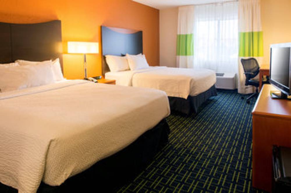 Fairfield Inn And Suites By Marriott Canton 8