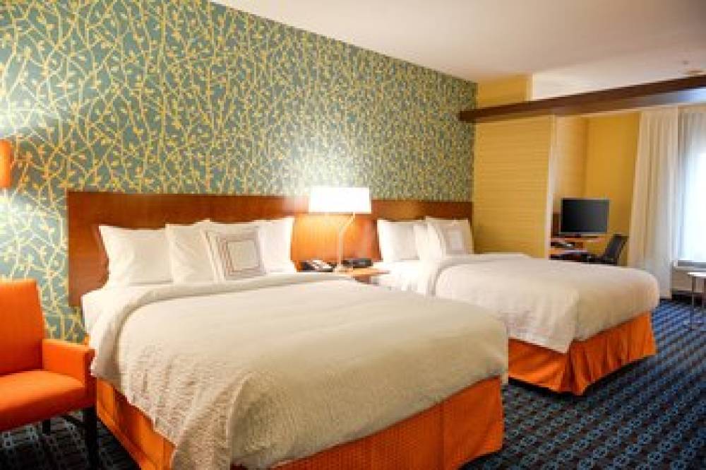 Fairfield Inn And Suites By Marriott Canton South 7