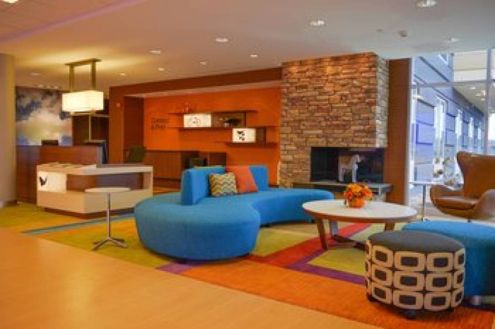 Fairfield Inn And Suites By Marriott Canton South 3