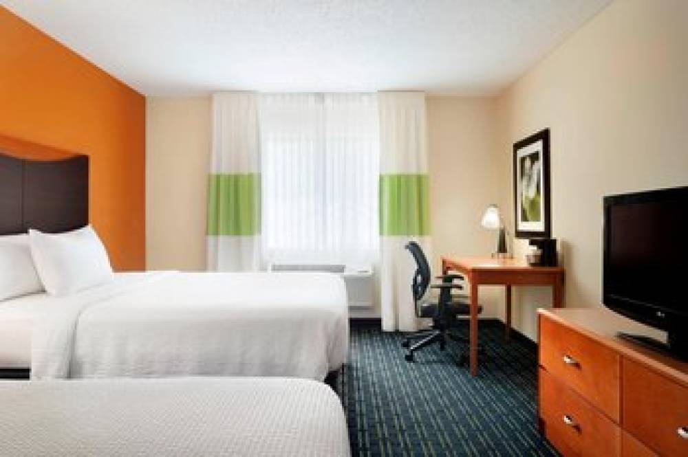 Fairfield Inn And Suites By Marriott Champaign 6
