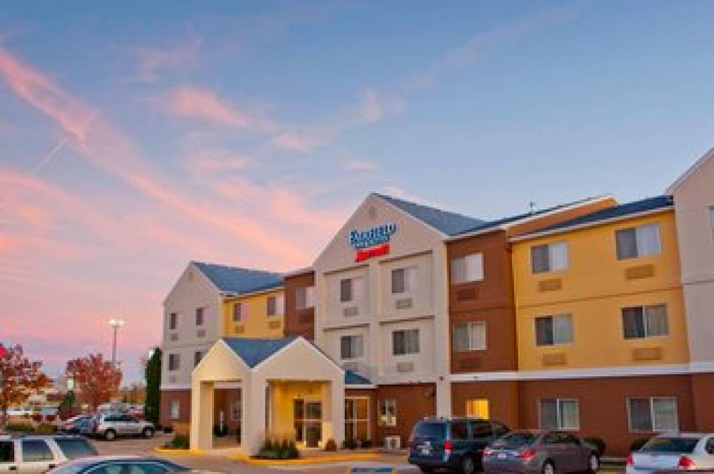 Fairfield Inn And Suites By Marriott Champaign 2