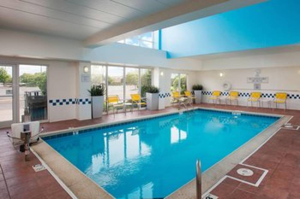 Fairfield Inn And Suites By Marriott Chicago Midway Airport 9