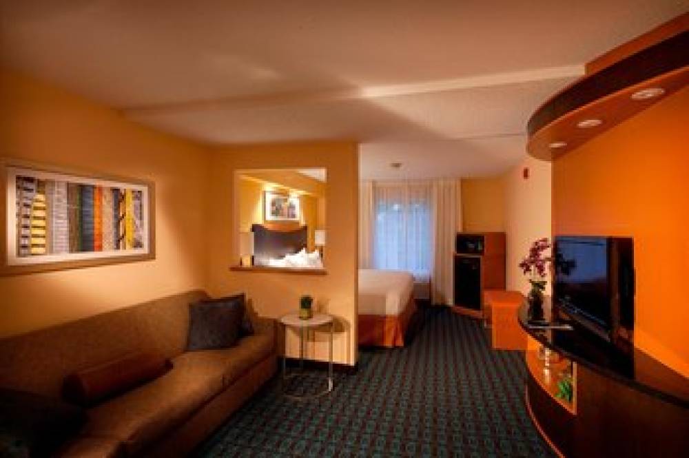 Fairfield Inn And Suites By Marriott Cincinnati Eastgate 8