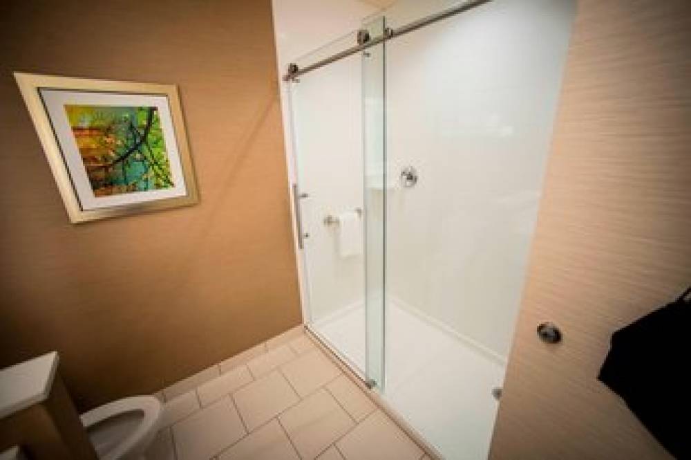 Fairfield Inn And Suites By Marriott Cincinnati Uptown University Area 10
