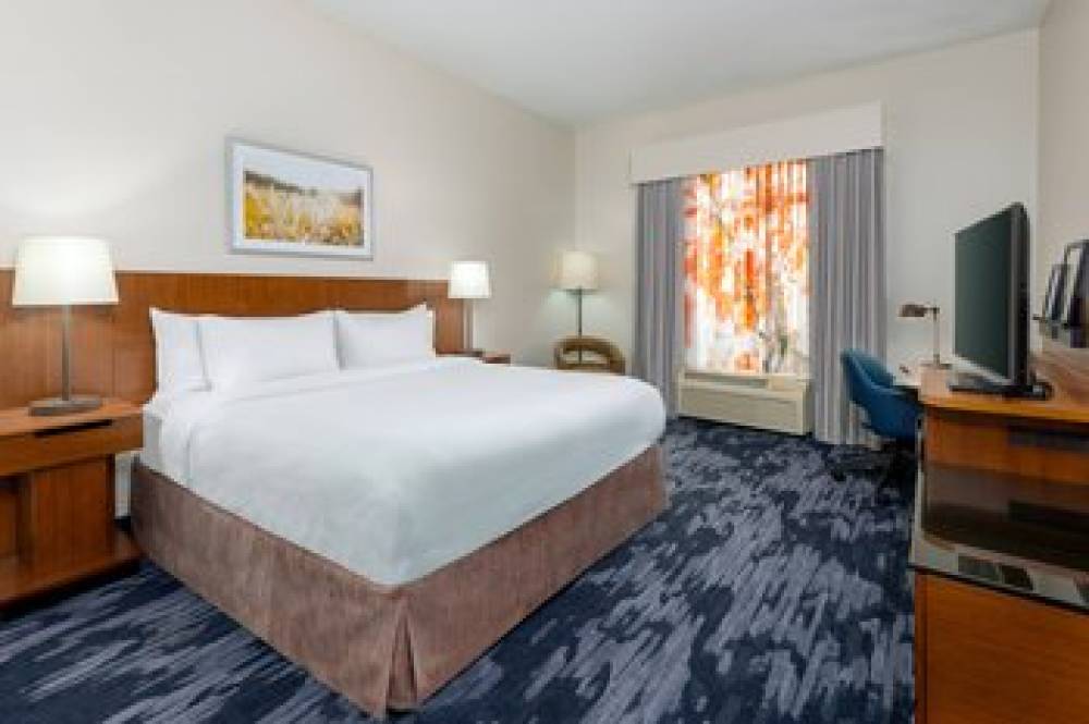 Fairfield Inn And Suites By Marriott Clearwater 8