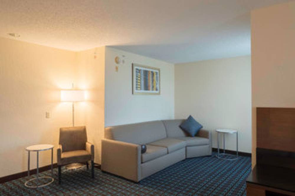 Fairfield Inn And Suites By Marriott Cleveland Streetsboro 5