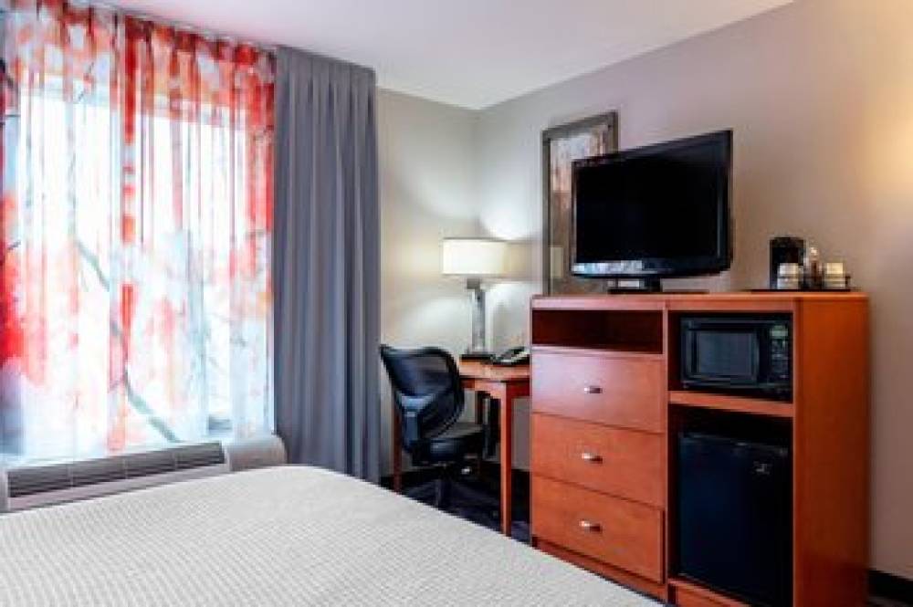 Fairfield Inn And Suites By Marriott Columbus 9