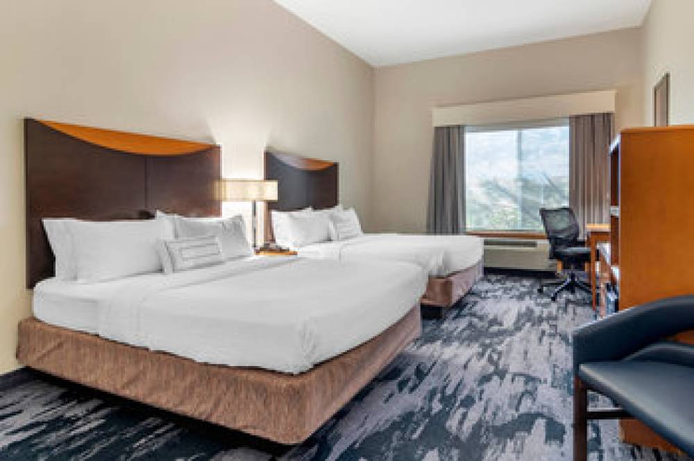 Fairfield Inn And Suites By Marriott Commerce 7