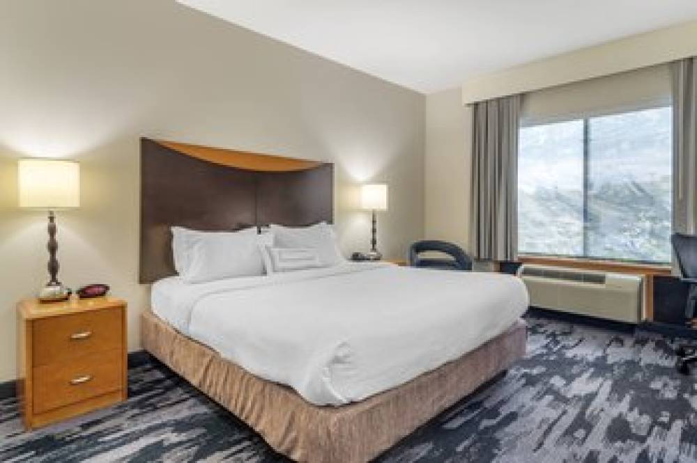 Fairfield Inn And Suites By Marriott Commerce 9