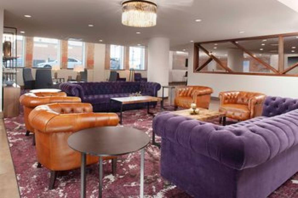 Fairfield Inn And Suites By Marriott Dallas Downtown 9