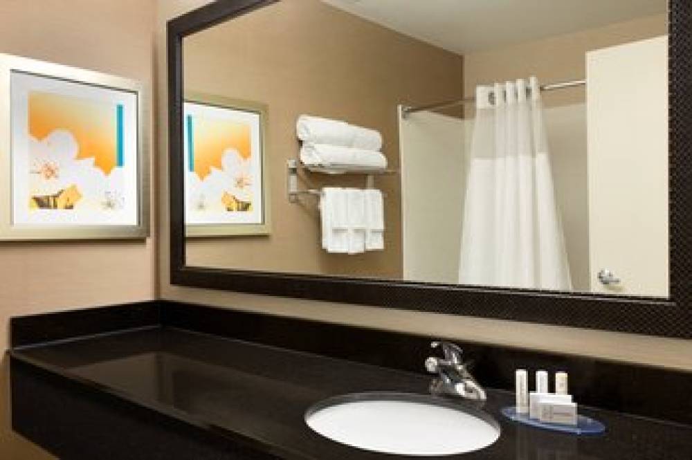 Fairfield Inn And Suites By Marriott Dallas Mesquite 10
