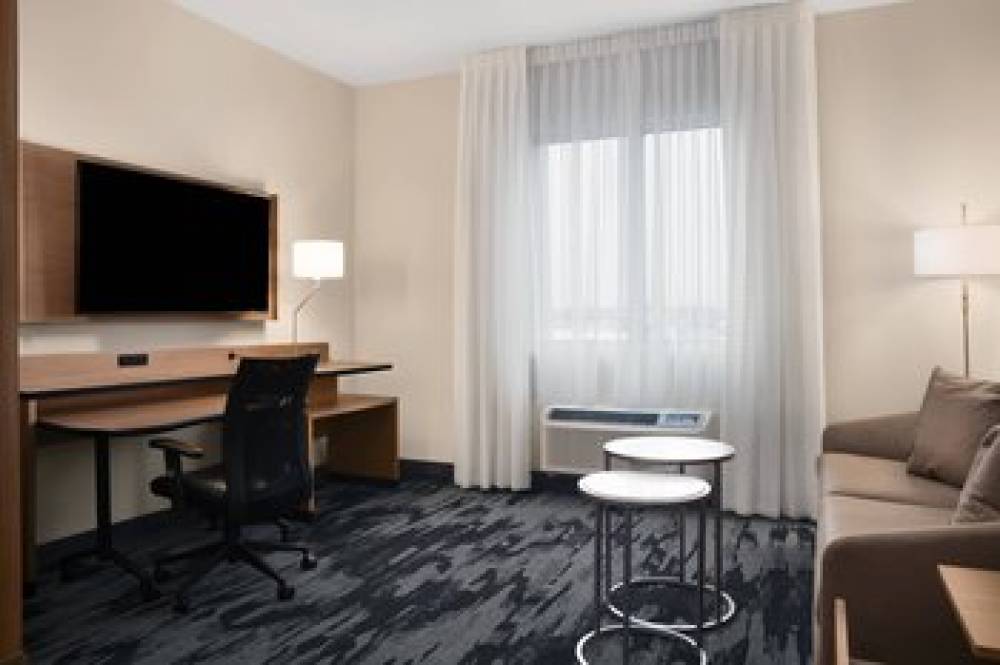 Fairfield Inn And Suites By Marriott Daytona Beach Speedway Airport 10