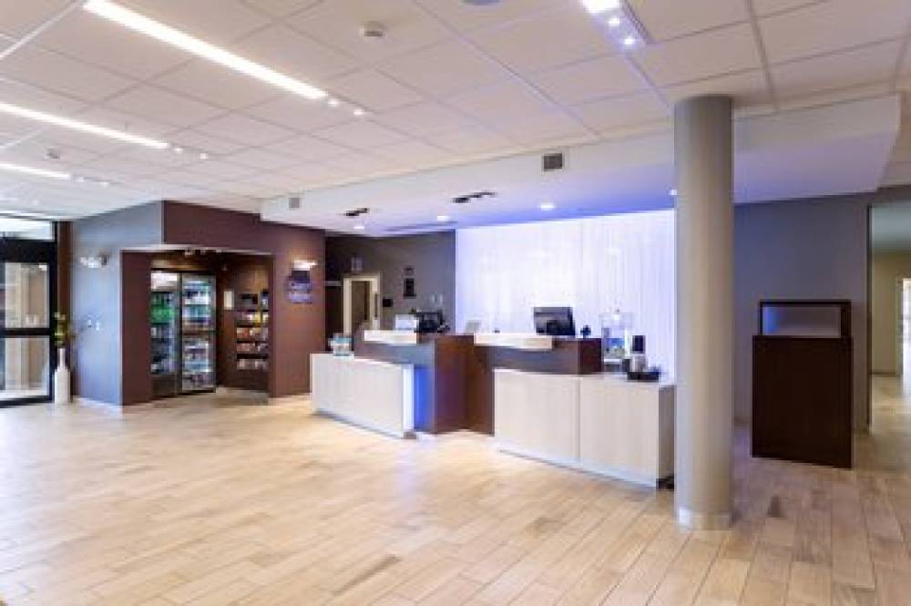 Fairfield Inn And Suites By Marriott Decorah 4