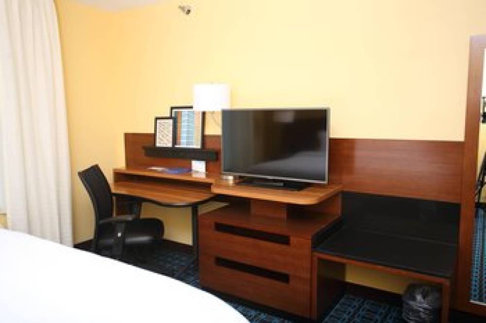 Fairfield Inn And Suites By Marriott East Grand Forks 7