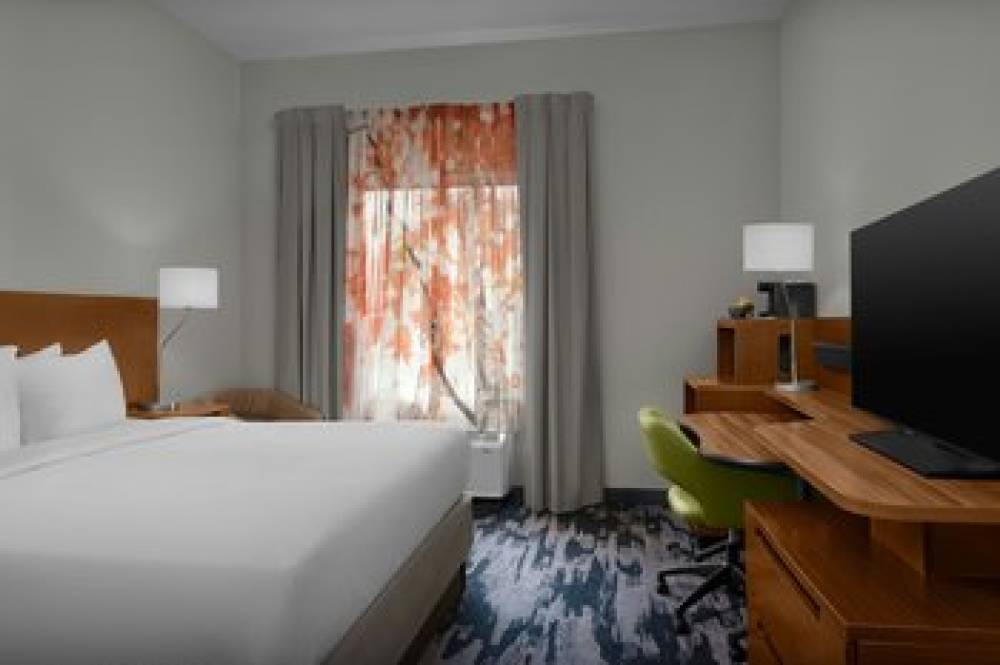 Fairfield Inn And Suites By Marriott Emporia I-95 6