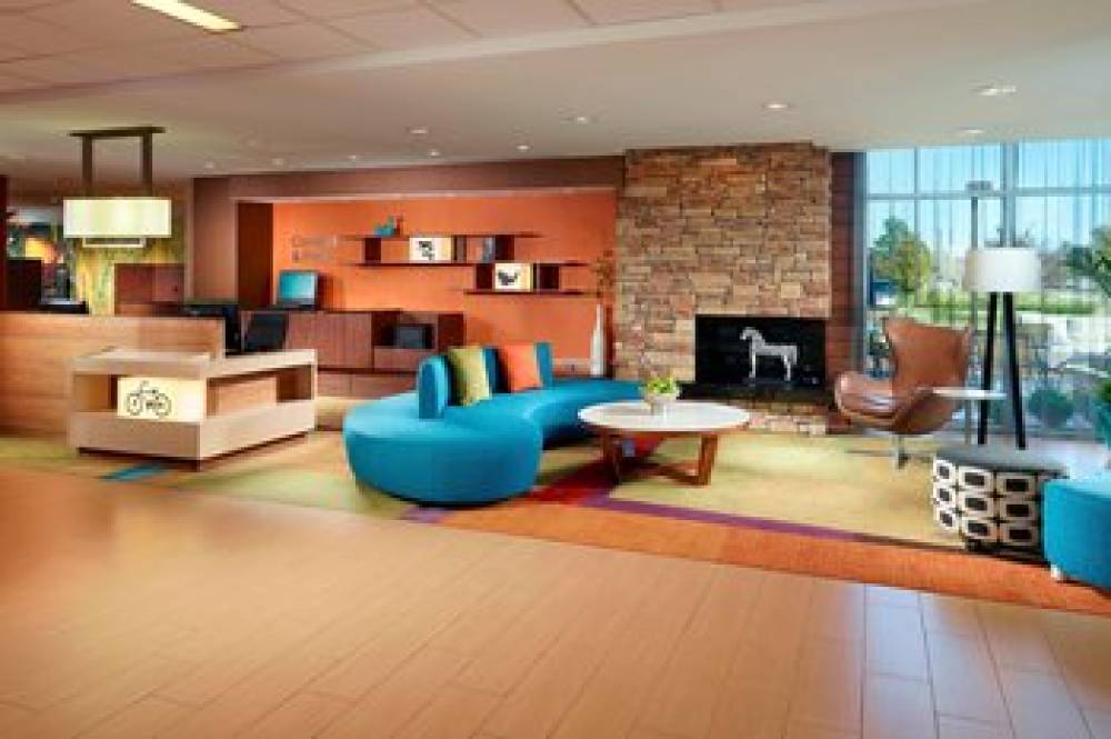Fairfield Inn And Suites By Marriott Fayetteville North 1