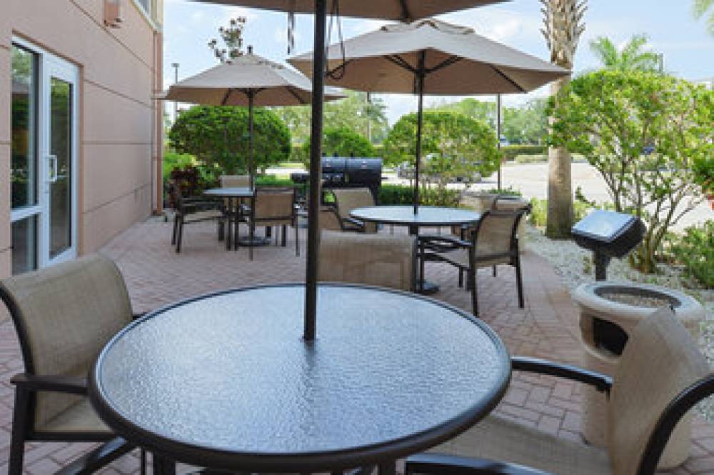 Fairfield Inn And Suites By Marriott Fort Pierce 5