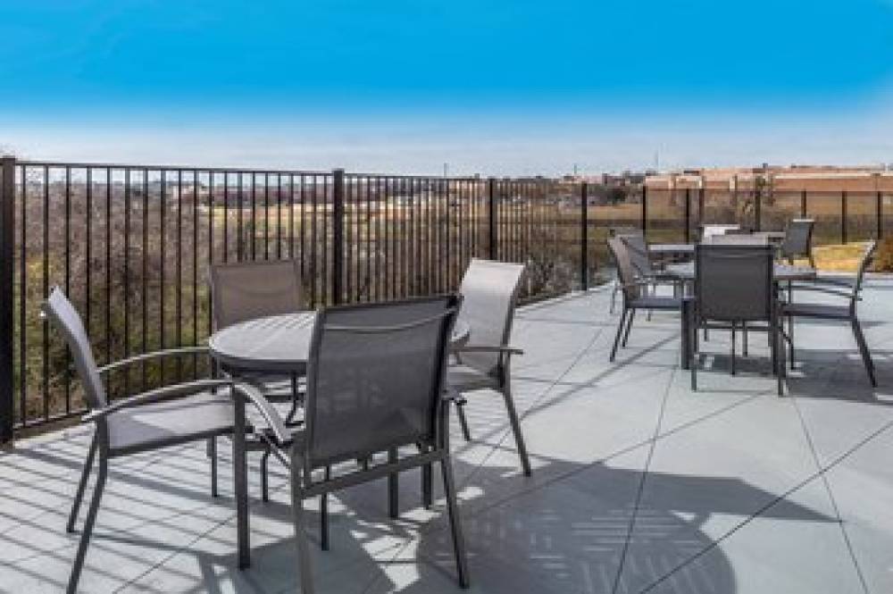 Fairfield Inn And Suites By Marriott Fort Worth Southwest At Cityview 9