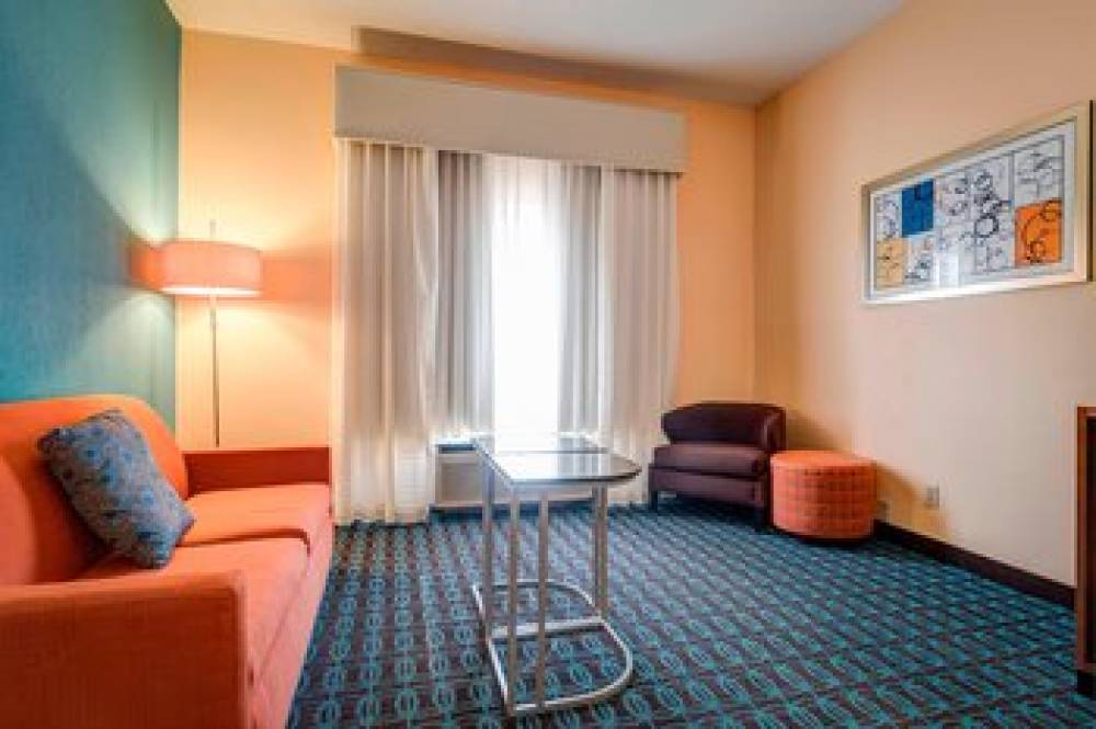 Fairfield Inn And Suites By Marriott Green Bay Southwest 8