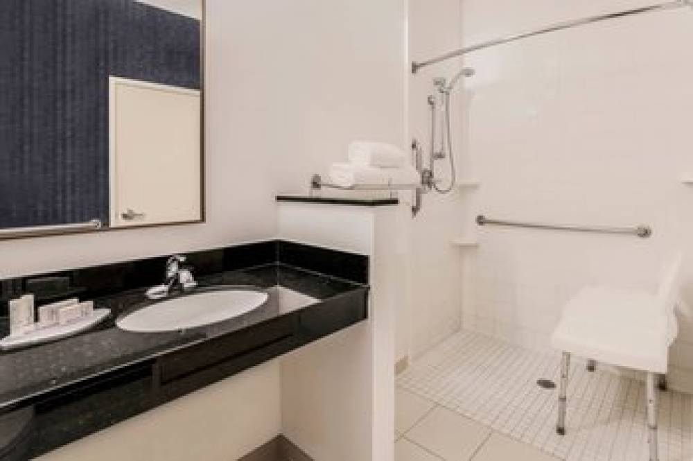 Fairfield Inn And Suites By Marriott Houston Westchase 10