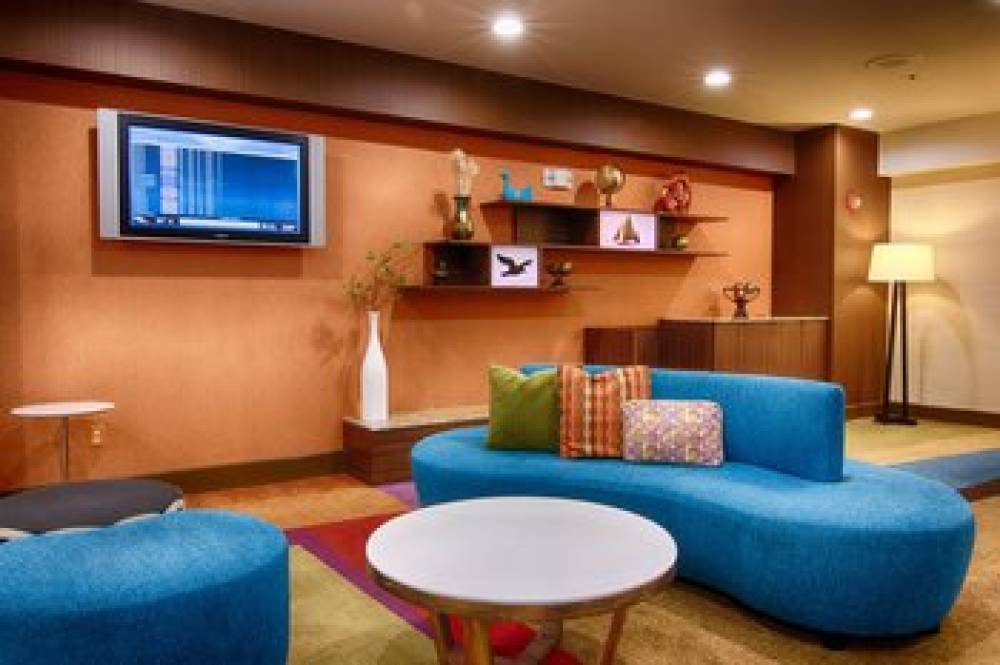 Fairfield Inn And Suites By Marriott Jacksonville Airport 1