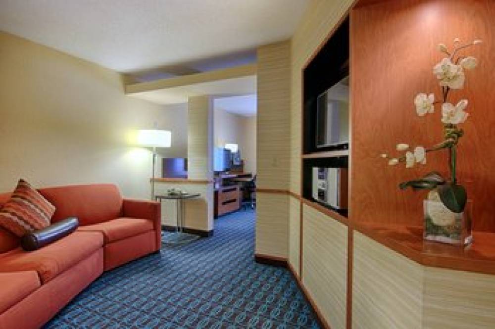 Fairfield Inn And Suites By Marriott Jacksonville Airport 8
