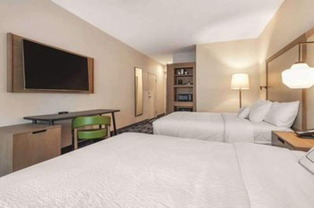 Fairfield Inn And Suites By Marriott Kansas City Shawnee 4