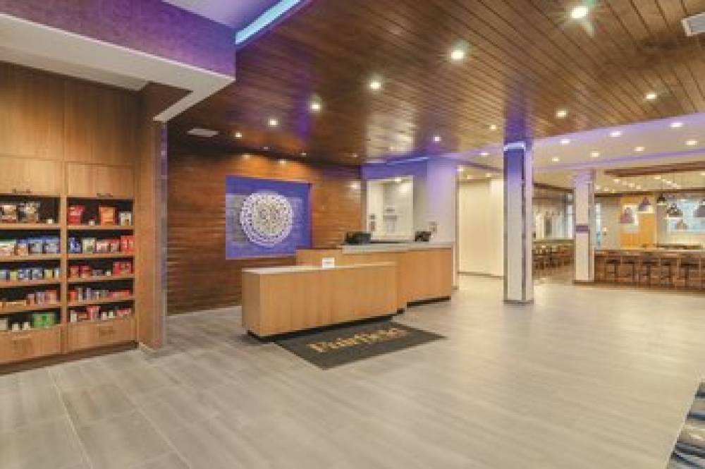 Fairfield Inn And Suites By Marriott Kansas City Shawnee 3